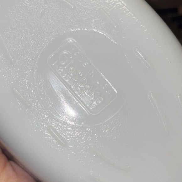 Glasbake Currier And Ives Vintage Steamboat 1 Quart Milk Glass Casserole Dish - Picture 5 of 8